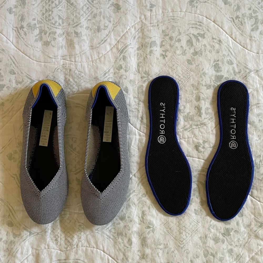 Rothys birds eye pattern size 10